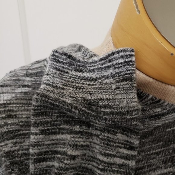 Mossimo Supply Co. hooded sweater Size M - Picture 3 of 6